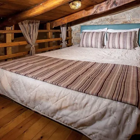 Aristidis's Moires Country house Plouti